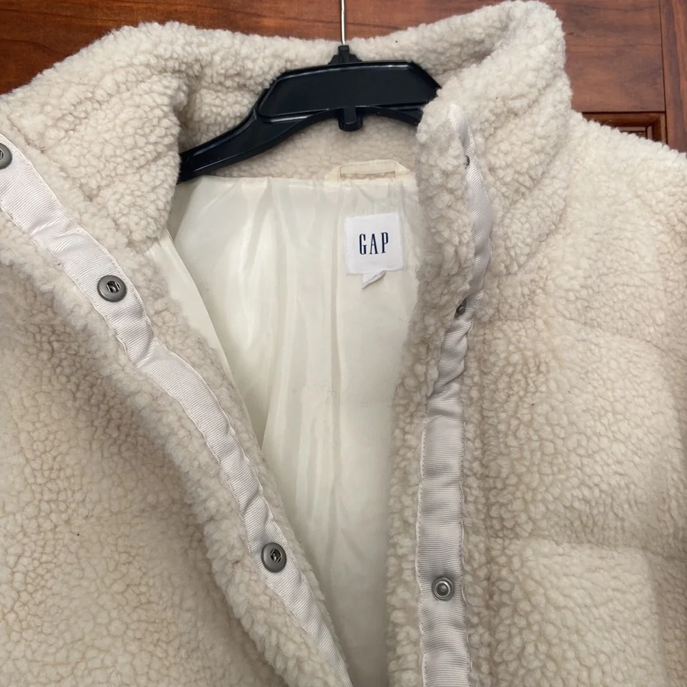 Fleece puffer jacket - Picture 2 of 3